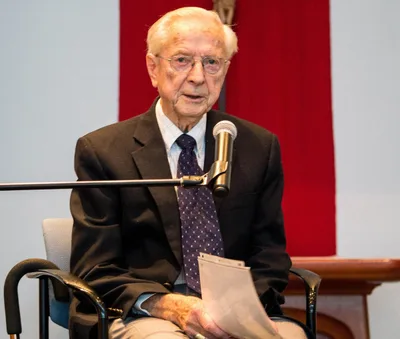 Bishop Remi De Roo, social justice champion who attended Vatican II, dies