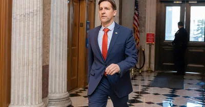 Former Sen. Ben Sasse details pancreatic cancer “death sentence”