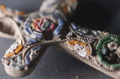 Discovery of 100-Year-Old Cross Medallion in Jerusalem by 10-Year-Old Boy Sparks Excitement