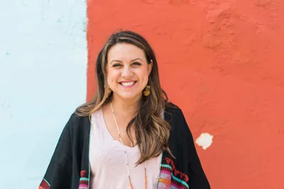 Jamie Ivey: Want to Be Like Jesus? Start By Serving Like Him. - RELEVANT