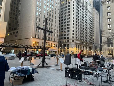 Chicago's Daley Plaza to Host 18th Annual 'Cross on the Plaza' for Easter