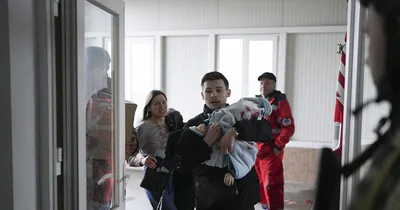 Civilians under fire in Ukrainian city