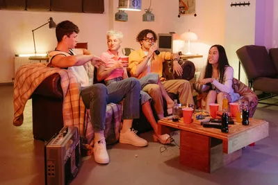 Why Is Our Culture So Obsessed With Nostalgia? - RELEVANT
