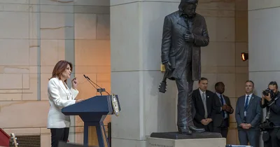 Johnny Cash statue installed in U.S. Capitol
