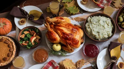 Saving Thanksgiving: There's a Hotline You Can Call if You Need a Turkey Crisis Counselor