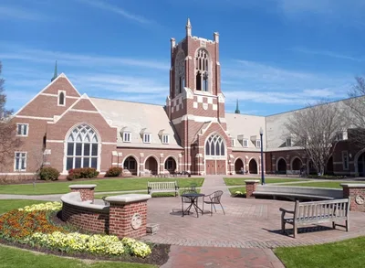 University of Richmond Religious Studies Course Teaches Students How to 'queer' the Bible