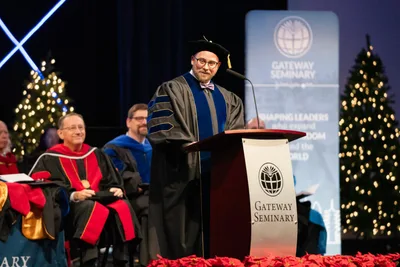 Iorg to graduates: Gospel alone transforms communities | Baptist Press