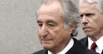 Infamous Ponzi scheme operator Bernie Madoff dies