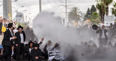 Netanyahu Seeks to Press Ultra-Orthodox Jews into Military Service