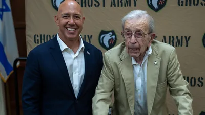 WWII Vet Honored for Service in 'Ghost Army': How His Unit Tricked Germans and Kept It Secret for 5 Decades