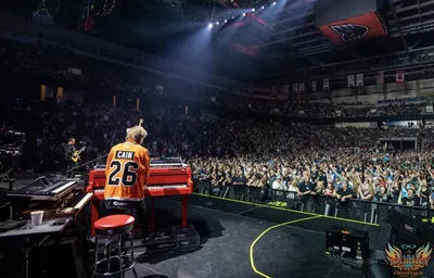 Journey's Jonathan Cain Releases Patriotic Rock Anthem, Reveals Real Meaning of 'Don't Stop Believin''