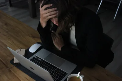 Study: Workaholics Are Just Addicts Who Hate Their Jobs - RELEVANT