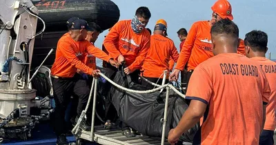 Dozens Drown as Large Ferry Sinks Off Philippines