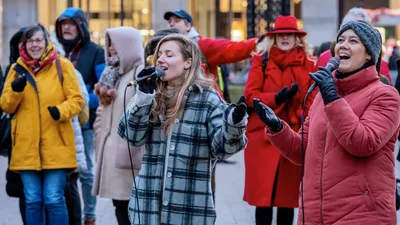 'When God Appears, Anything Is Possible': Amsterdam Christians' Prayer Song for Ukrainians Goes Viral