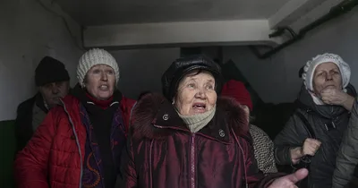 Mariupol passage open, city still besieged