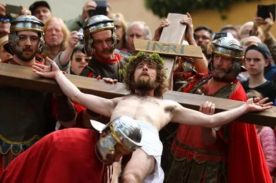 The Messiah didn’t endure crucifixion for nothing
