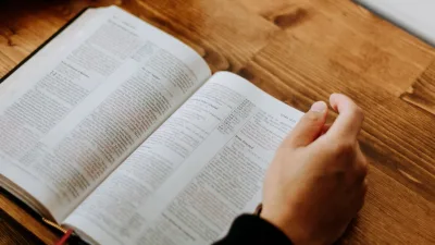 Ohio Republican Lawmakers Propose Allowing Chaplains in Public Schools