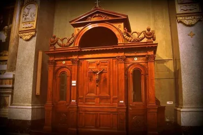 USCCB liturgy chair: No cell phones for confession, no delegation of sacramental anointing