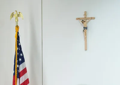 Pew survey: Americans significantly favor separation of church, state | Crux