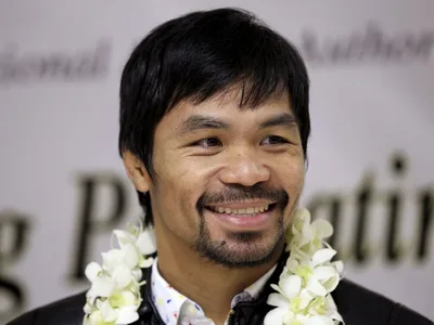 Manny Pacquiao Caught on Camera Changing the Life of Filipino Ice Cream Vendor