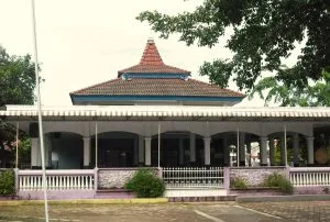 Muslim Mob Disrupts Christian Retreat in Indonesia - Morningstar News