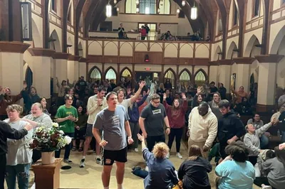 The Asbury Revival is Spreading to Other Universities - RELEVANT