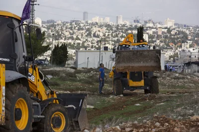 Israel Advances Construction of 1,300 New Homes in West Bank Settlement Communities