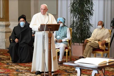 Pope Francis, faith leaders issue carbon emissions appeal ahead of UN climate change conference