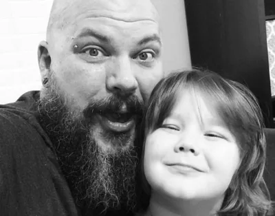 Call for prayer after Casting Crowns drummer has leg amputated