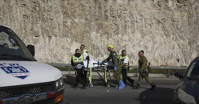 Palestinian gunmen kill a civilian near West Bank checkpoint