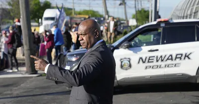 Police arrest New Jersey mayor during ICE protest