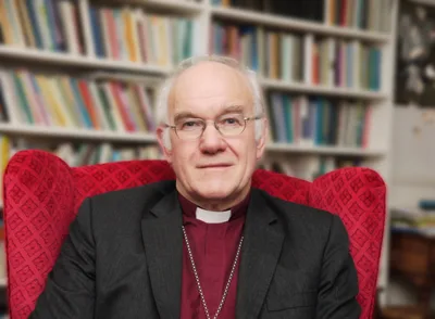 Another Anglican leader joins the Catholic Church