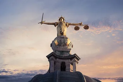 English prosecutors consider guidelines advising against charges for those who assist in 'mercy killings'