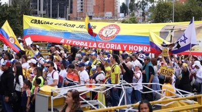 Thousands of people march for Jesus in Colombia, pray for peace in the nation
