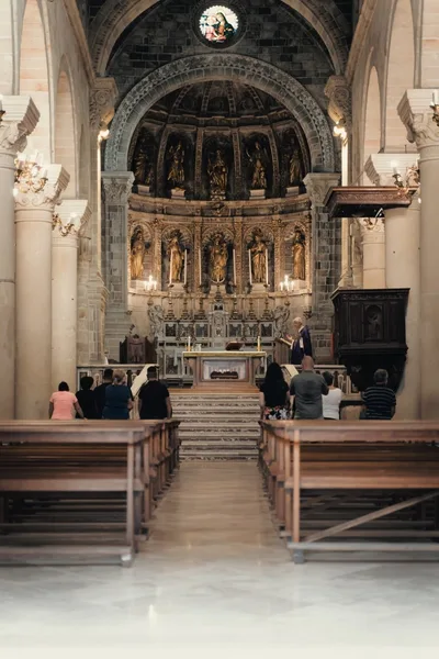 What Does the Roman Catholic Church Believe about Justification?