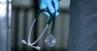 New Bill Holds Doctors Accountable for Gender-Transition Procedures on Minors