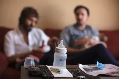 Scholars Question Study Claiming Kids Raised by LGBT Parents Have 'similar' or Better Outcomes