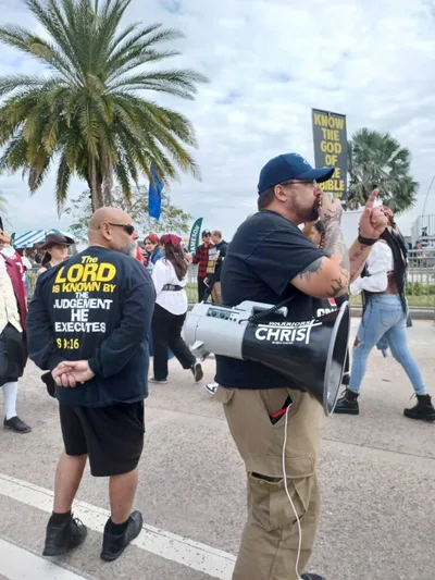 Street Preacher Claims Cash App Closed His Account for Protesting against Drag Shows, LGBT Events