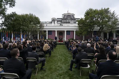 Evangelical Hobnobbing at the White House Spreads More than the Gospel