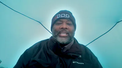 'The Church Is the Hope for the World': Chicago Pastor Spending 100 Days on Roof to End Violence in the City
