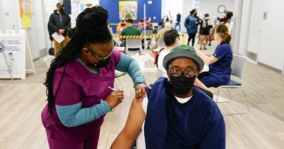 FDA grants Moderna COVID-19 vaccine full approval