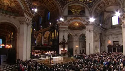 Thousands attend memorial service for Queen at St Paul's Cathedral