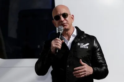 Jeff Bezos Pledges to Give Away Most of His $123B Fortune in His Lifetime