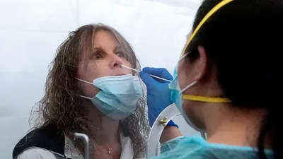 US Faces A Double Coronavirus Surge as Omicron Advances