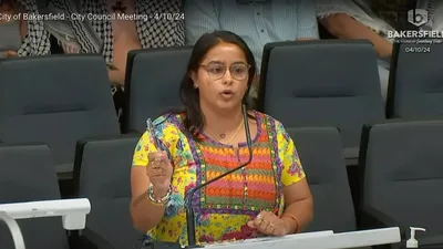 Anti-Israel Activist Slapped with 18 Felonies for Threatening to 'murder' city council'