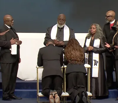 TD Jakes Hands over Leadership of The Potter’s House to Daughter, Son-in-Law: 'A mantle was passed with power'