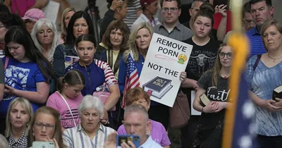Parents Demand Utah School Board Return Bible to Libraries