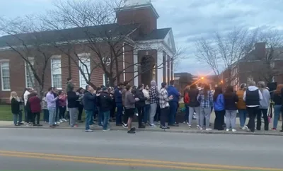 Revival at Kentucky College Faces Hurdles from School Leadership, Moves Worship Off-Campus