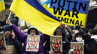 'Pray': Celebs, Pastors, and Politicians Turn People Toward God Amid Deadly Ukraine Invasion