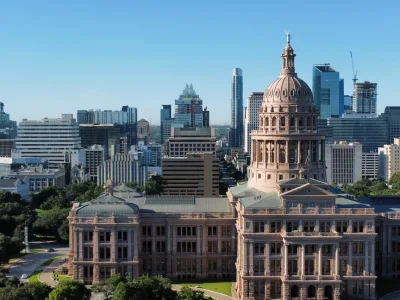 Texas Legislature Passes Bill Allowing Chaplains in Public Schools